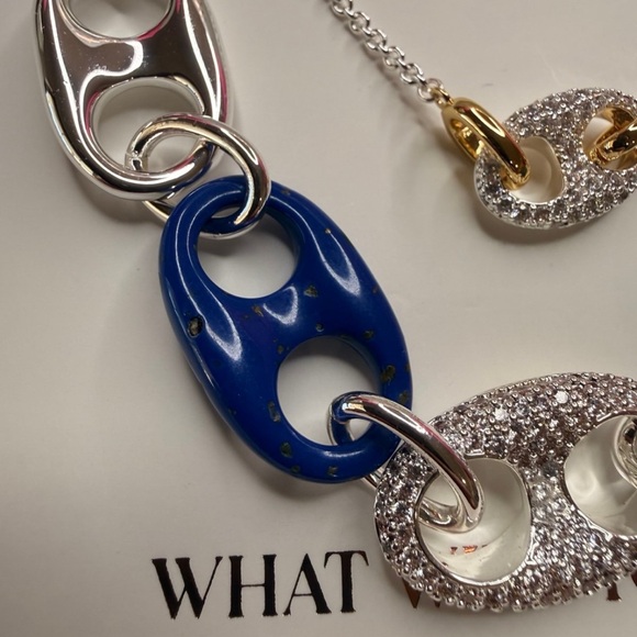 Bomb Party Luxe Layers 2026 One Of A Kind Glamour - Picture 4 of 8